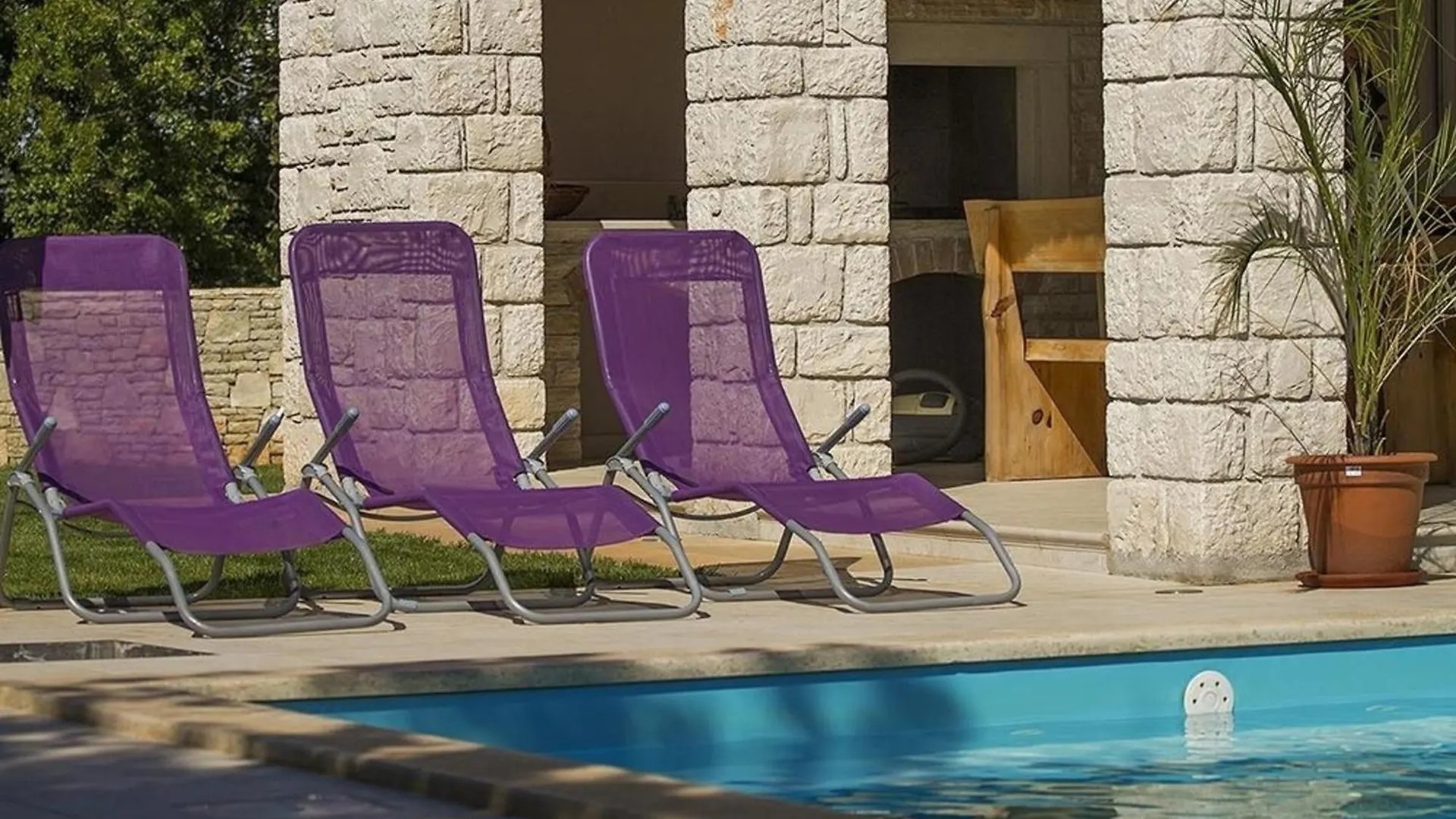 Ferienhaus Mit Privatpool Fuer 6 Personen Ca 1991 Qm In Krmed, Istrien Westkueste Von Istrien Krmed